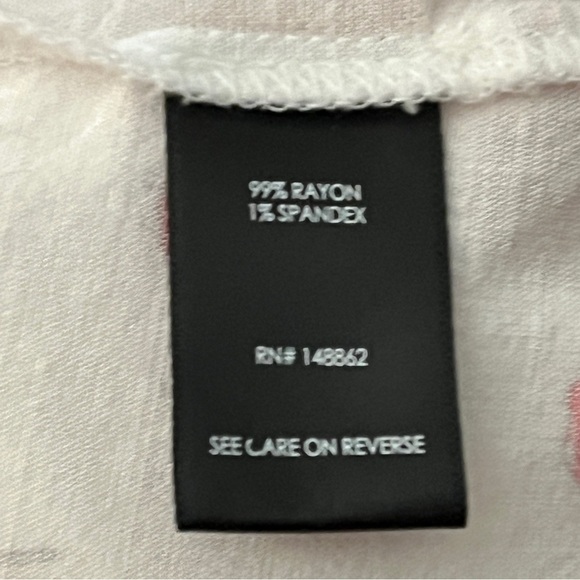 Torrid Harper Tab Sleeve Novelty Lips & Lollipops Pullover Top Women’s 3 - Picture 8 of 13